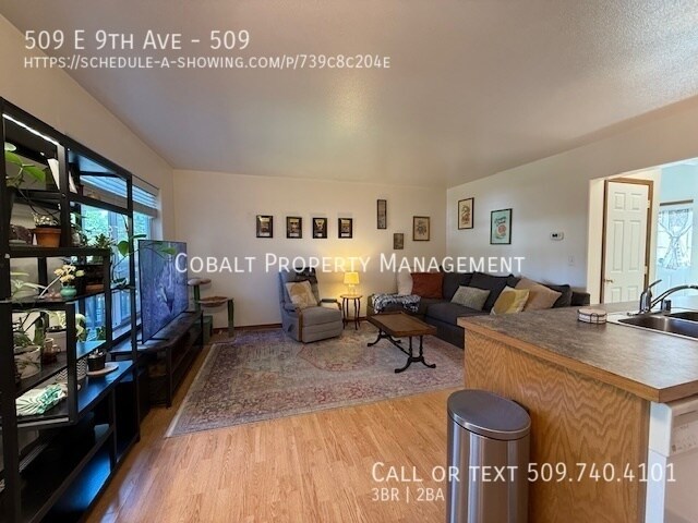 Building Photo - 509 E 9th Ave