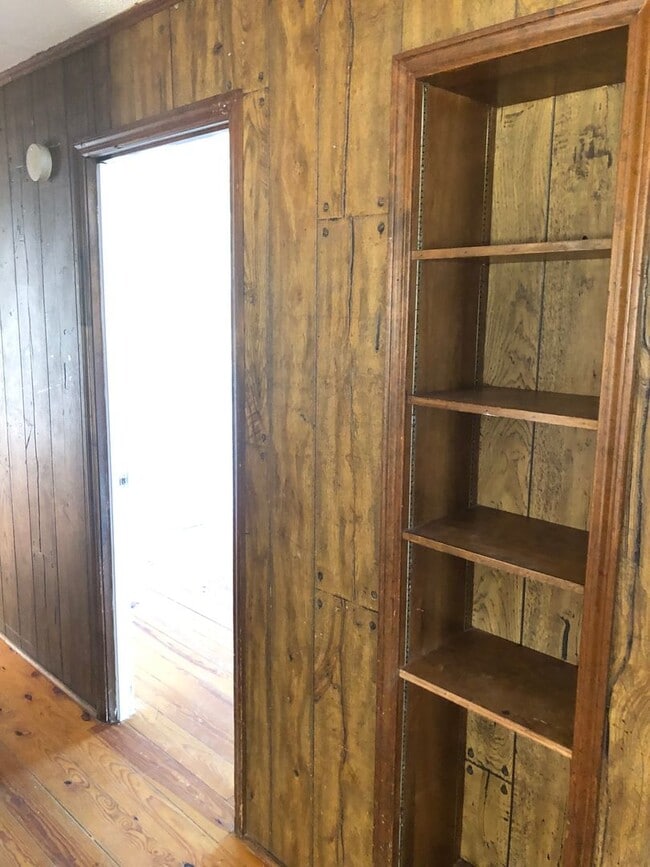 Building Photo - Newly remodeled home is located in Lancaster, SC 29720.