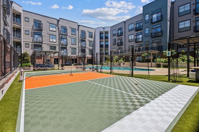 Building Photo - 2901 Indiana St