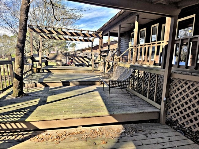 Building Photo - ***Move in Special *** HOUSE FOR RENT - PR...