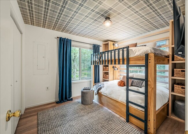 Building Photo - 109 Rising Sun Ct