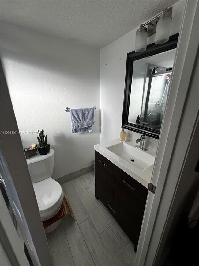 Building Photo - 7610 Stirling Rd