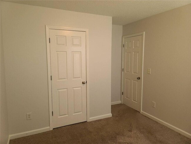 Building Photo - 363 Greystone Pkwy