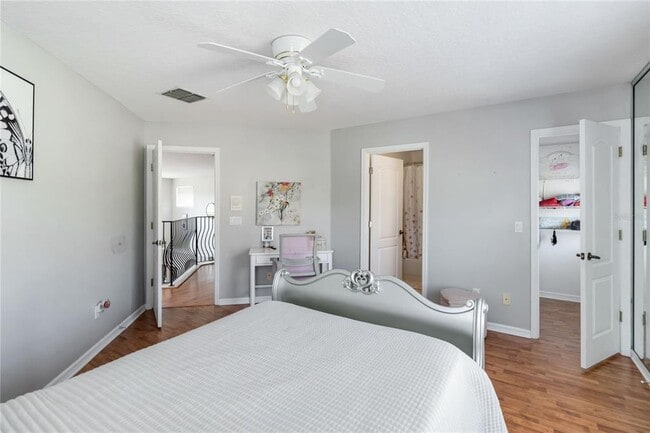 Building Photo - 12134 Shadowbrook Ln