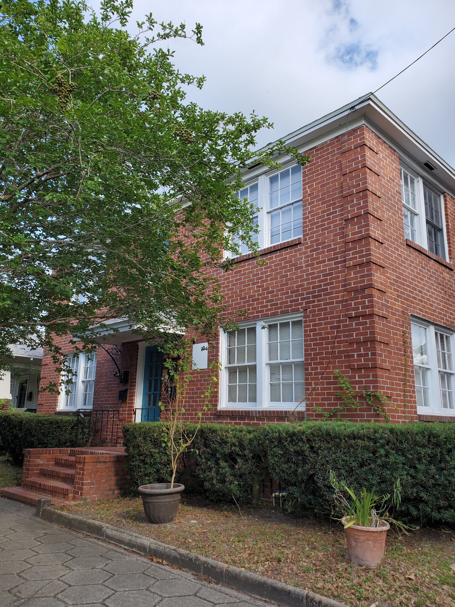 Building Photo - 46 W 11th St