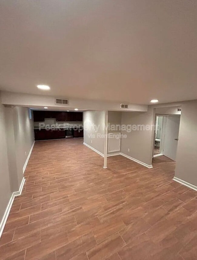 Building Photo - 7501 Tanglewood Rd