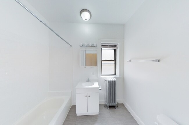 Floorplan - 5528-5532 S. Everett Avenue