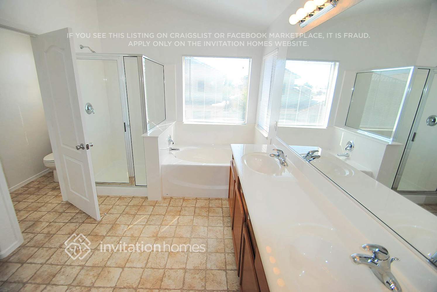 Building Photo - 15439 W Cottonwood Cir