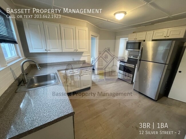 Building Photo - 12 Silver St