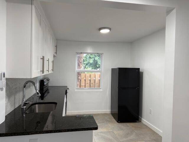 Building Photo - 919 2nd St