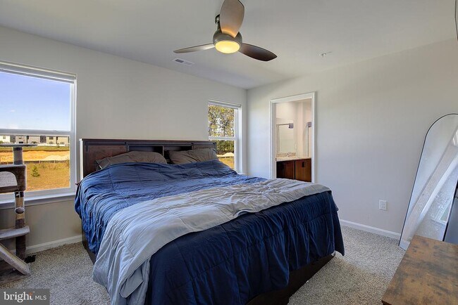 Building Photo - 134 Charming Frst Ave