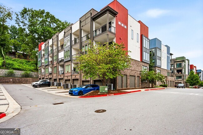 Building Photo - 395 Pratt Dr SE