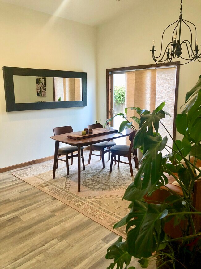 Building Photo - 1519 T St