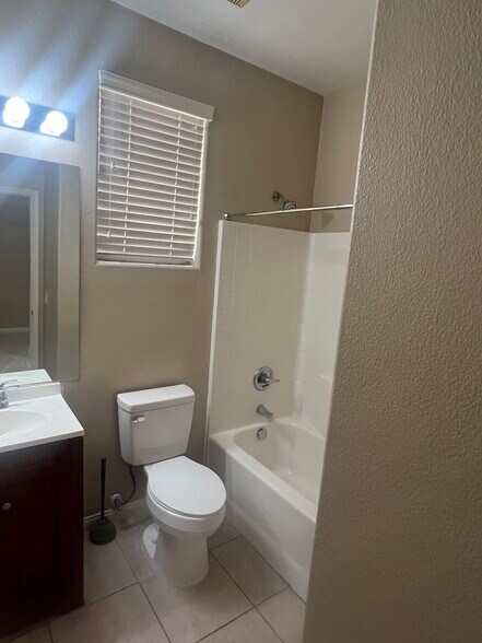 Building Photo - 7341 Rietz Canyon st