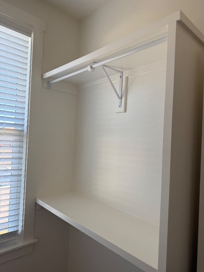 Building Photo - 2023 Rosemary Street