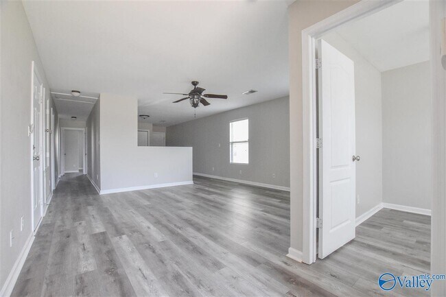 Building Photo - 106 Point Given Ln