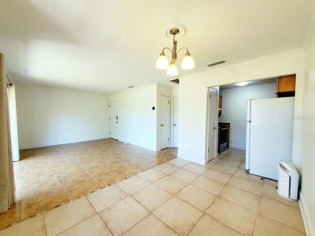 Building Photo - 13832 Orange Sunset Dr