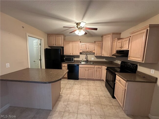 Building Photo - 3649 Indian Run Dr