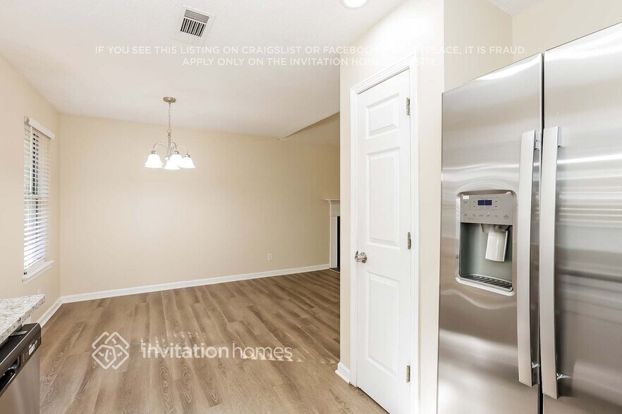 Building Photo - 3647 Arrowhead Pl