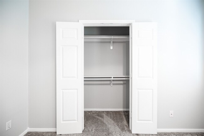 Building Photo - 13165 Snow Ln