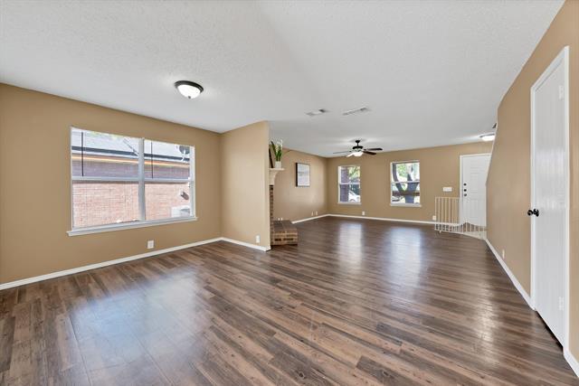 Building Photo - 115 Walnut Dr