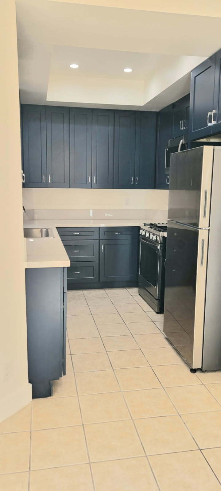 Updated Kitchen All new - 5135 Zelzah Ave