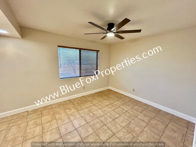 Building Photo - 4340 E Cerrada Del Charro