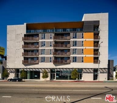 Building Photo - 12029 Wilshire Blvd