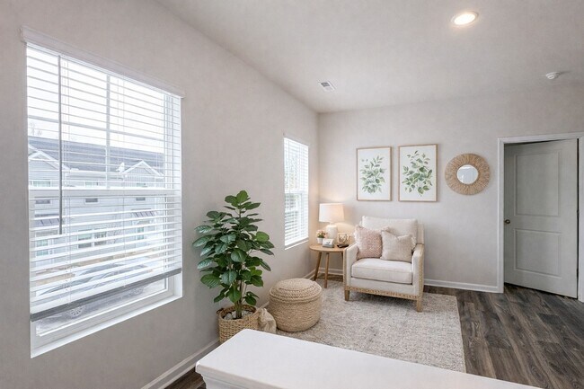 Building Photo - Brand New End-Unit Townhome | 3 BR/2.5BA | 1-Car Garage | Near Downtown Mooresville