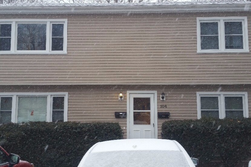 Building Photo - 104 Highview Ave