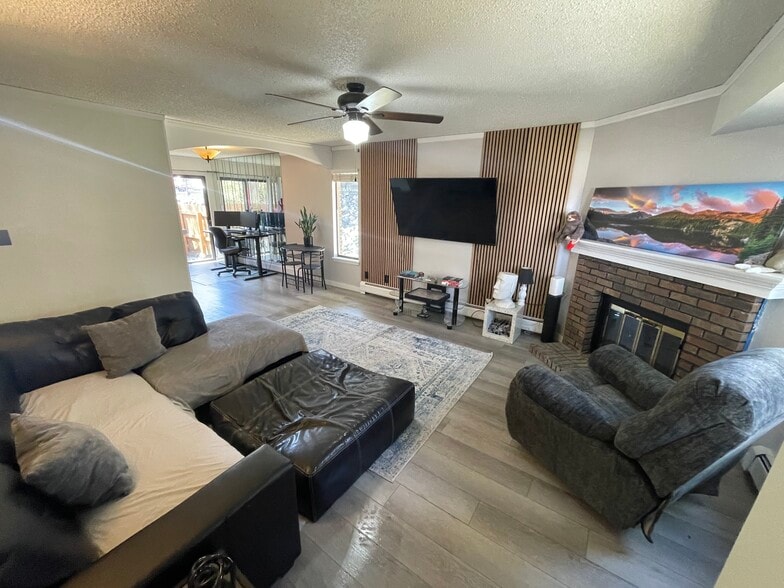 Building Photo - 1725 S Allison St