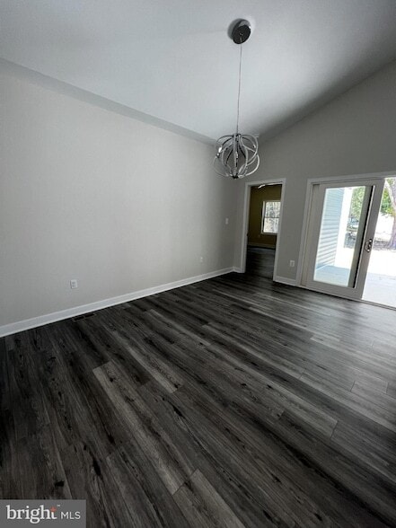 Building Photo - 38 Meadow View Ln