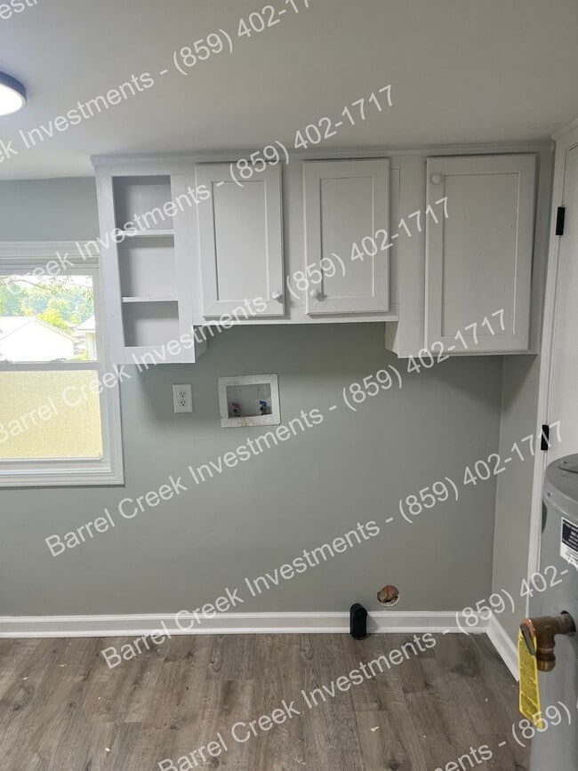 Building Photo - Newly Renovated 2-Bedroom, 1-Bath Home wit...