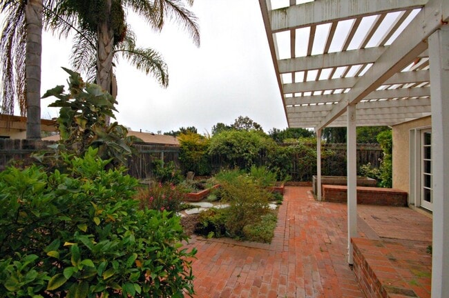 Building Photo - Gorgeous 3 Bedroom Home in Encinitas!
