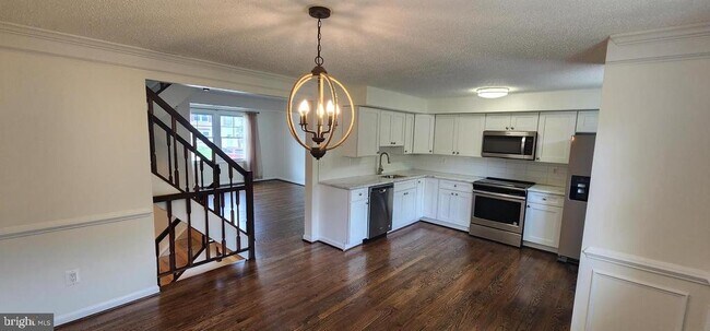 Building Photo - 13592 Bentley Cir
