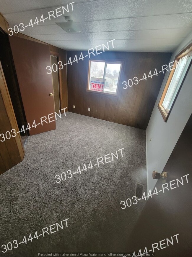 Building Photo - Move In Special!!!!! Move in before January 31st and receive $500 off your first month of rent!!