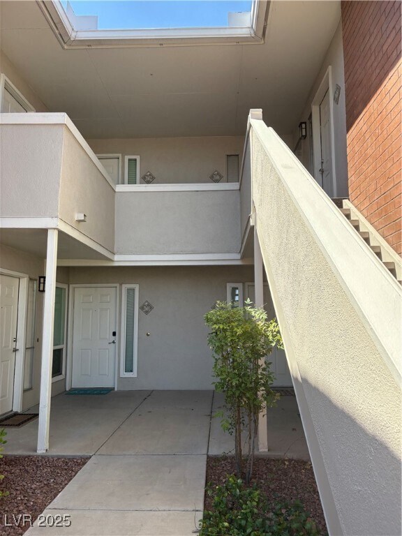 Building Photo - 2891 Geary Pl