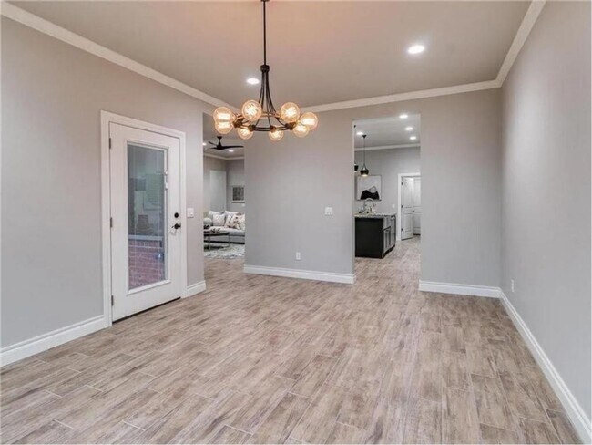 Building Photo - Gorgeous Newer Build! 4 Bed 3 Bath in Deer...