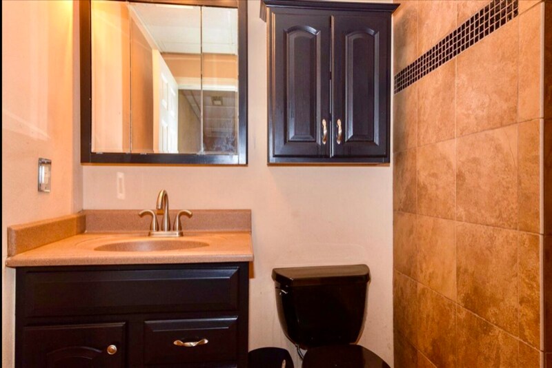 Building Photo - 5348 Cave Spring Ln