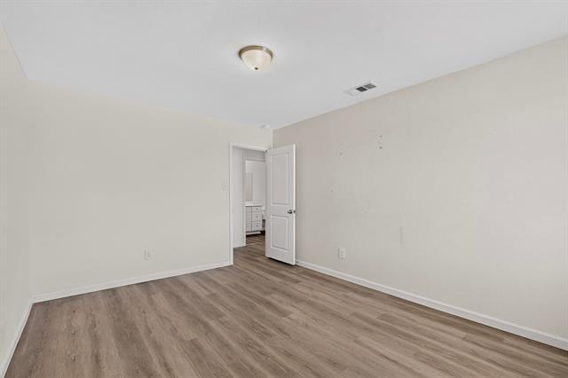Building Photo - 702 Camden Dr