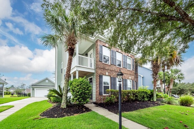 Building Photo - 4 Bedroom, 2.5 Bathroom Home in Reminisce ...