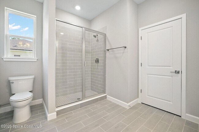 Building Photo - 123 Bali St SE