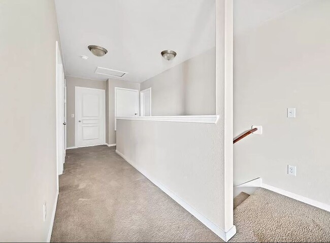 Building Photo - 2615 Morning Meadow Dr