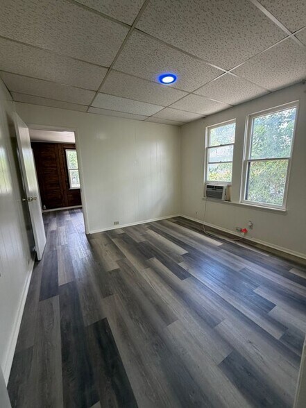 Building Photo - 2019 Martin Luther King Dr