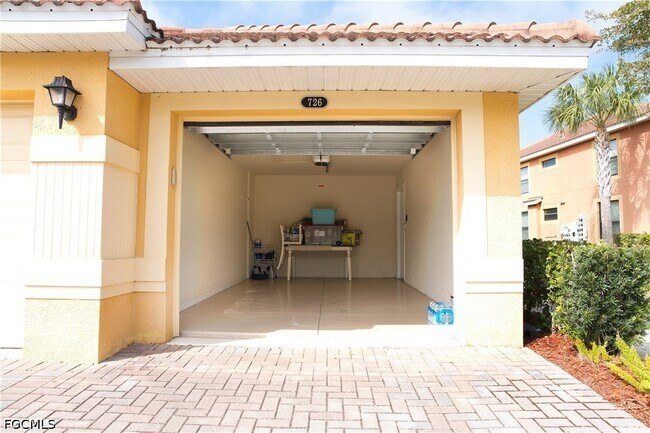 Building Photo - 13730 Julias Way