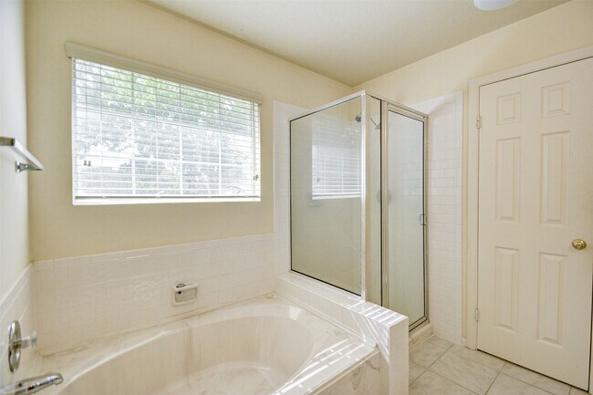 Building Photo - 14222 Heather Falls Way