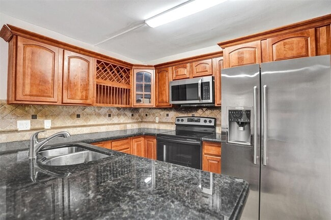 Building Photo - 4872 NW 95th Ave