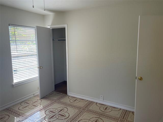 Building Photo - 1512 Hilltop Dr