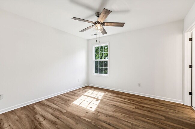 Building Photo - 1816 Cunningham Ridge