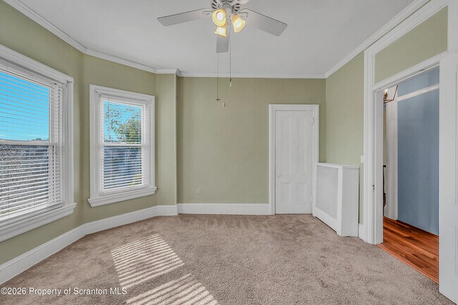 Building Photo - 1724 Monsey Ave